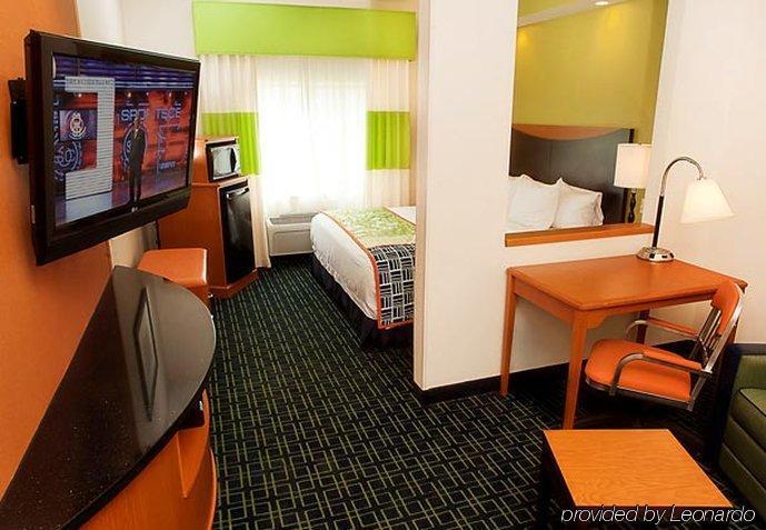 Fairfield Inn & Suites Мидленд Экстерьер фото