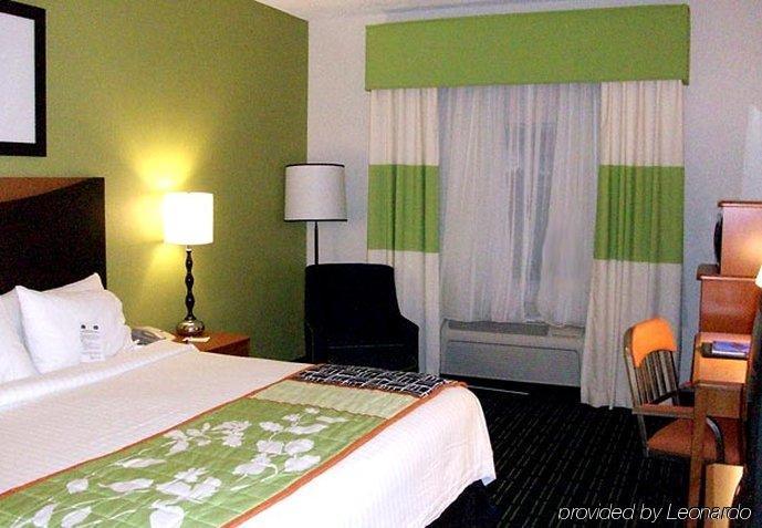 Fairfield Inn & Suites Мидленд Экстерьер фото